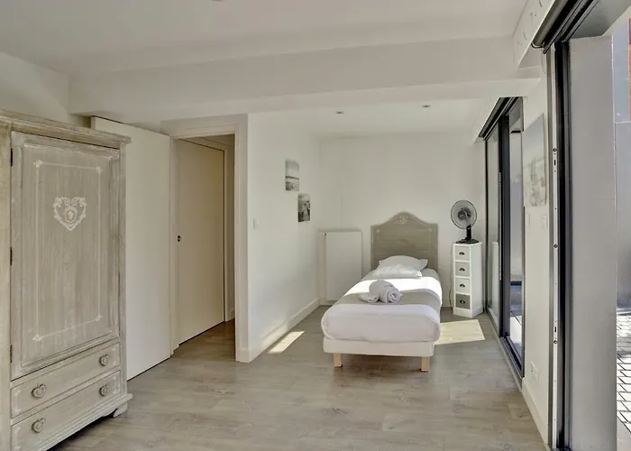 La Dependance By Cocoonr Apartment Bordeaux